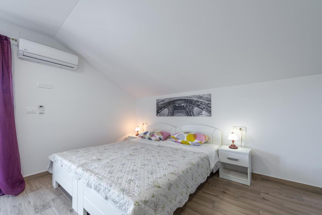 Apartments Vukelic Mlini Extérieur photo